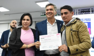 Zdero entregó certificados a jóvenes que completaron la capacitación Tu Primer Empleo