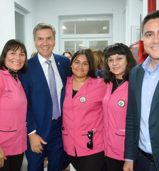 Zdero inauguró el Hospital "Félix A. Pértile" en General San Martín