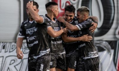 For Ever recuperó la memoria con un triunfazo ante Chacarita