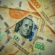 Se derrumban las cotizaciones de los dólares: ¿puede llegar a $1.000 como quiere Milei? 49 Se derrumban las cotizaciones de los dólares: ¿puede llegar a $1.000 como quiere Milei?