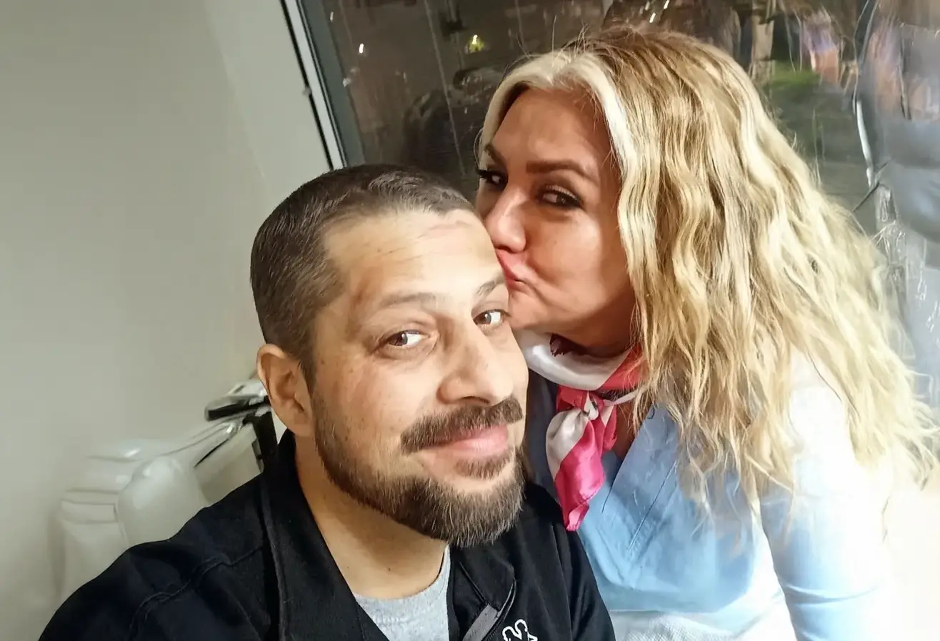Gladys "la Bomba tucumana" despidió a su novio, que murió a los 38 años, con un emotivo posteo 36 Gladys "la Bomba tucumana" despidió a su novio, que murió a los 38 años, con un emotivo posteo