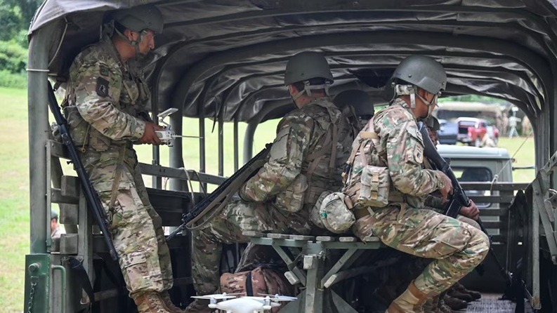 El Gobierno nacional reforzó la seguridad en una zona de frontera con Brasil 38 El Gobierno nacional reforzó la seguridad en una zona de frontera con Brasil