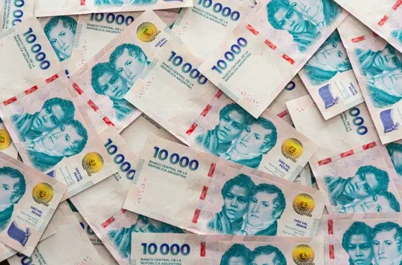 Se acerca el pago del aguinaldo: cuándo se cobra y quiénes lo percibirán 38 dinero pesos