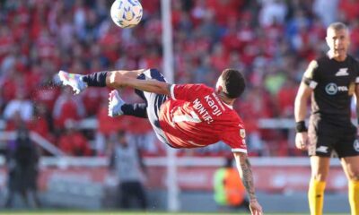 Con un golazo de chilena, Independiente ganó y jugará los cuartos ante Boca