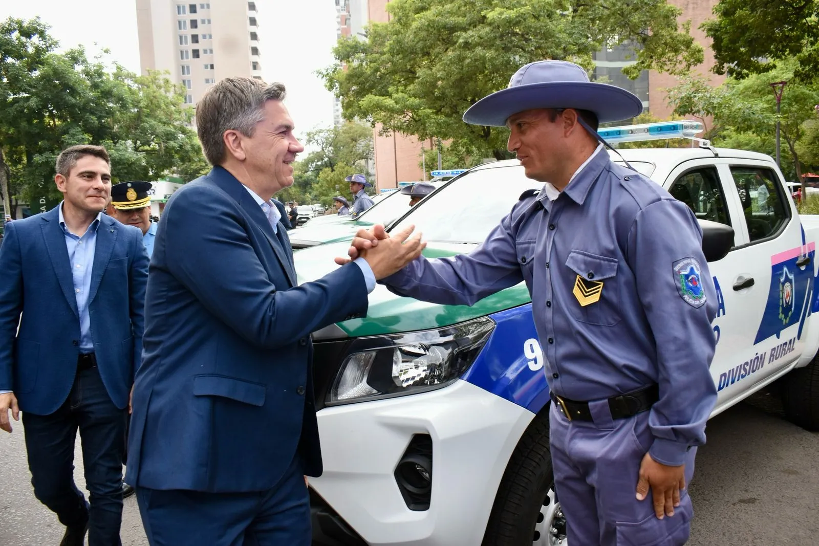 Zdero realizó la entrega de 90 vehículos para la Policía 36 Zdero realizó la entrega de 90 vehículos para la Policía