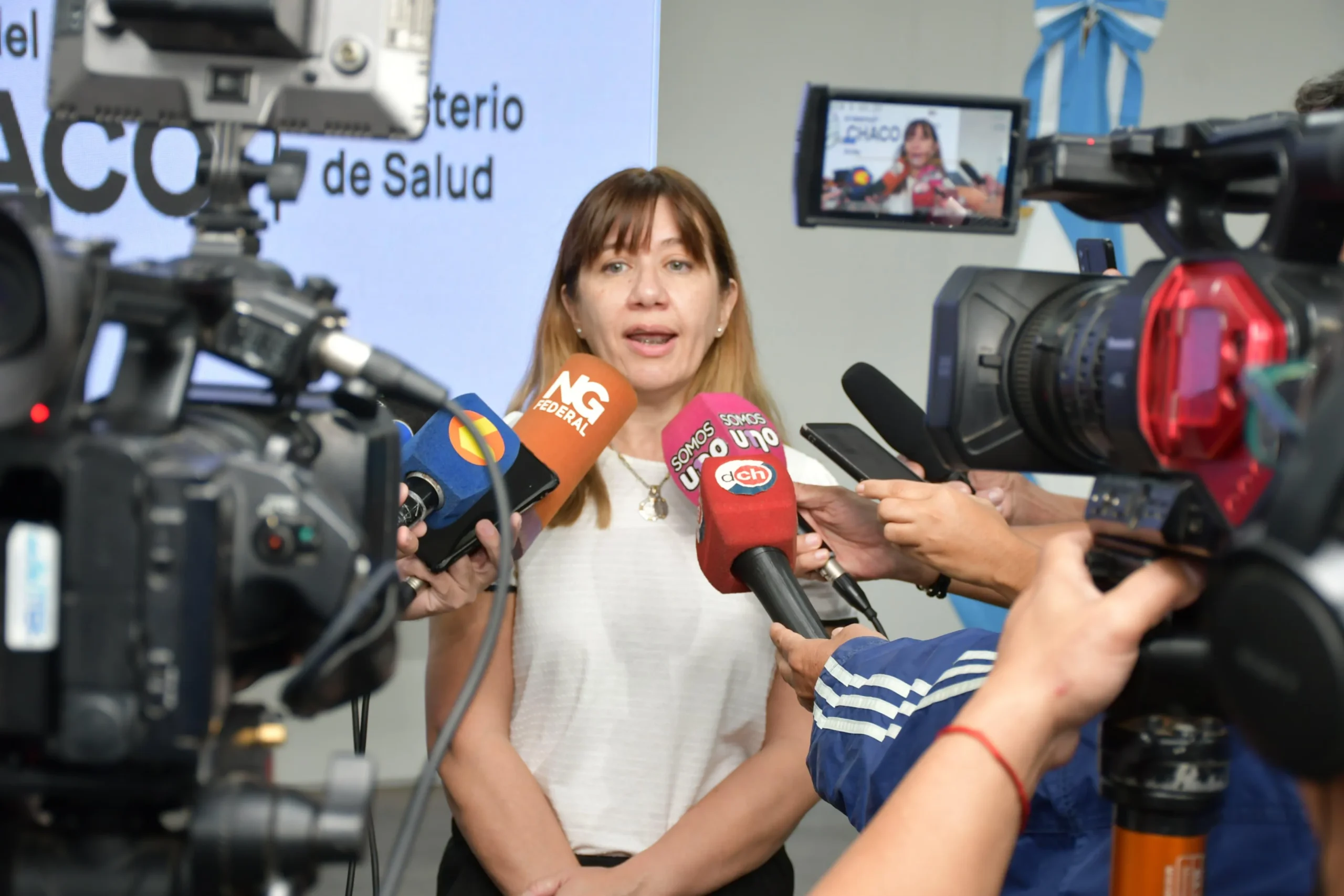 Salud recomienda reforzar la prevención del dengue ante el período de lluvias 38 Salud recomienda reforzar la prevención del dengue ante el período de lluvias