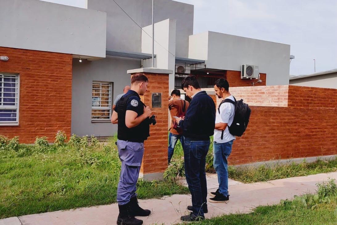 El Ipduv comenzó a recuperar viviendas desocupadas en Resistencia 38 El Ipduv comenzó a recuperar viviendas desocupadas en Resistencia