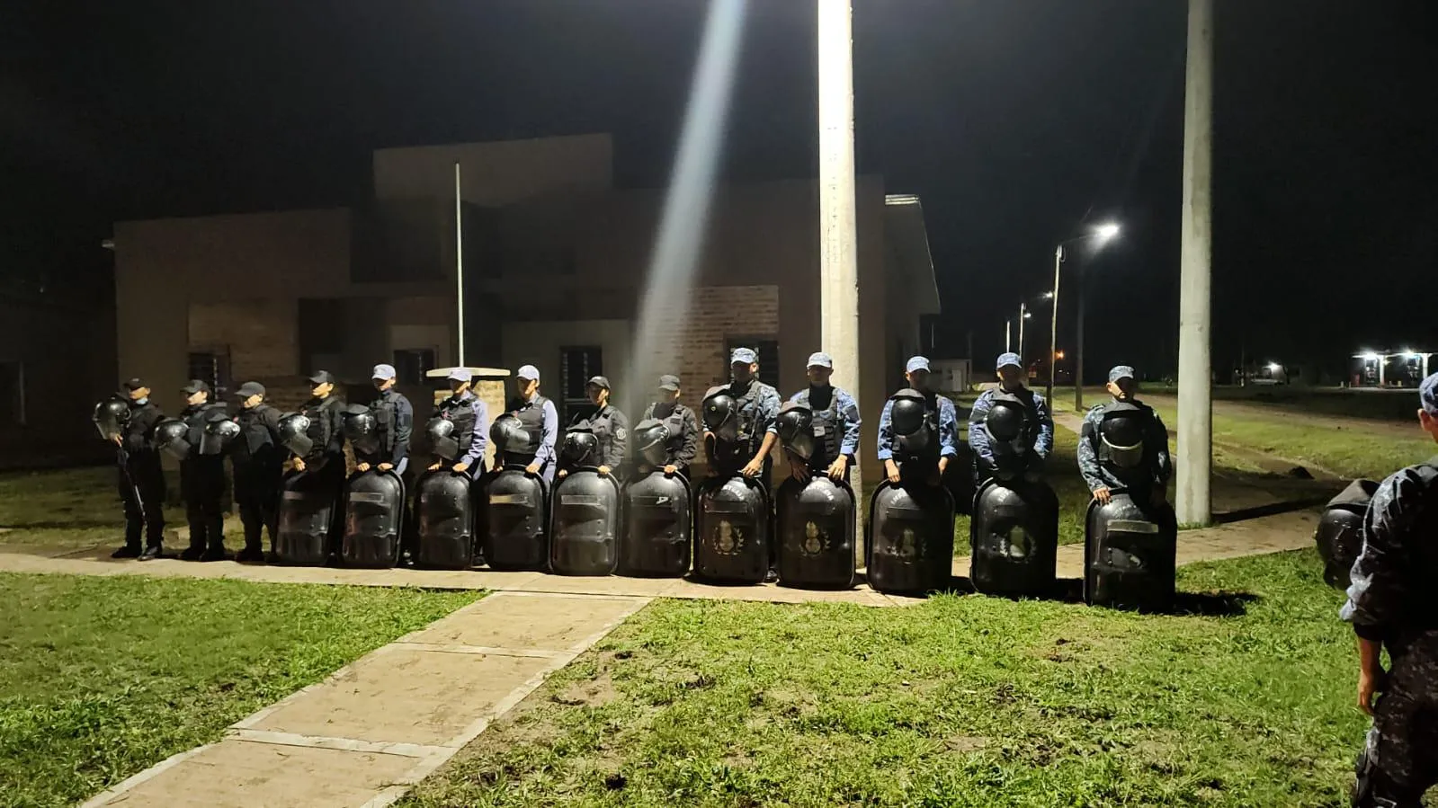 El IPDUV denunció intento de usurpación de viviendas en Selvas Río de Oro 38 El IPDUV denunció intento de usurpación de viviendas en Selvas Río de Oro