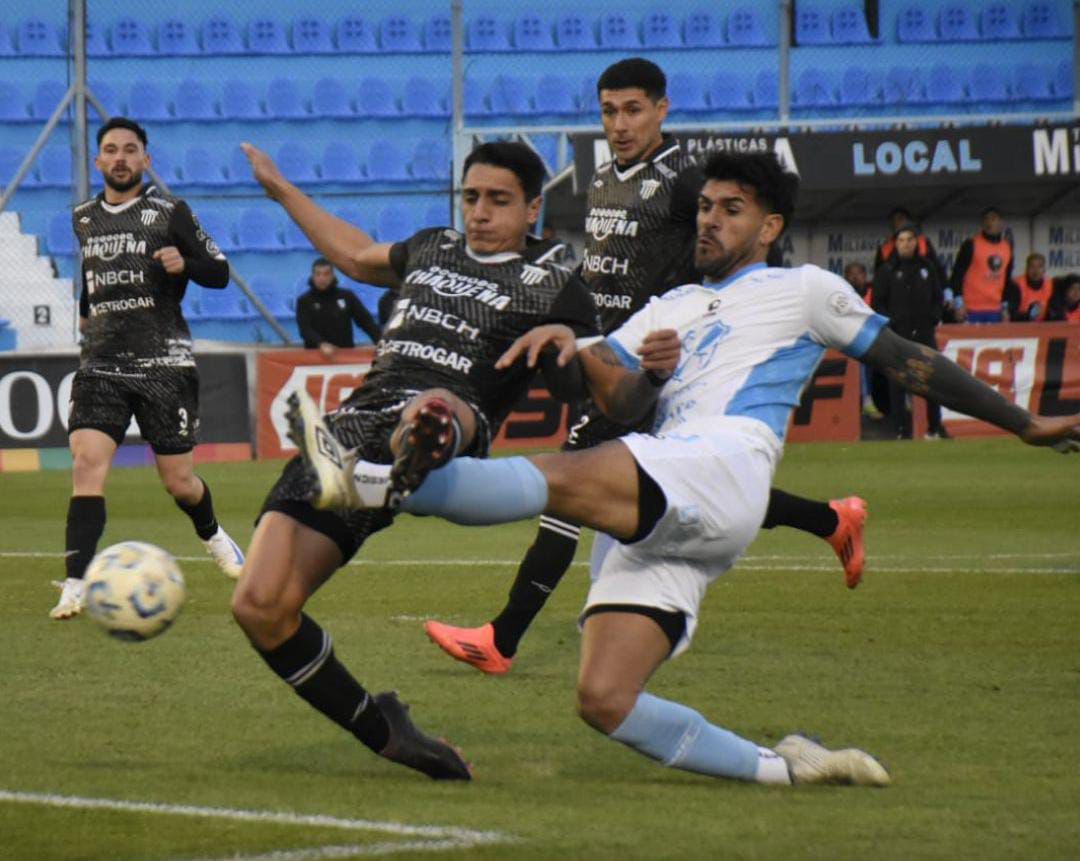Chaco For Ever no lo pudo aguantar y se llevó un punto de Temperley 38 Chaco For Ever no lo pudo aguantar y se llevó un punto de Temperley