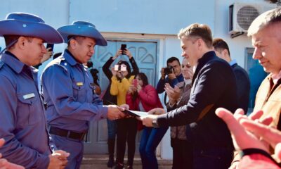 Zdero entregó un nuevo vehículo para el Destacamento Rural "La Chiquita" de Sáenz Peña