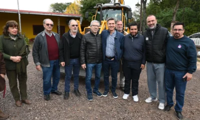 Zdero entregó nueva maquinaria para fortalecer el Consorcio Caminero Nº40 de Puerto Tirol