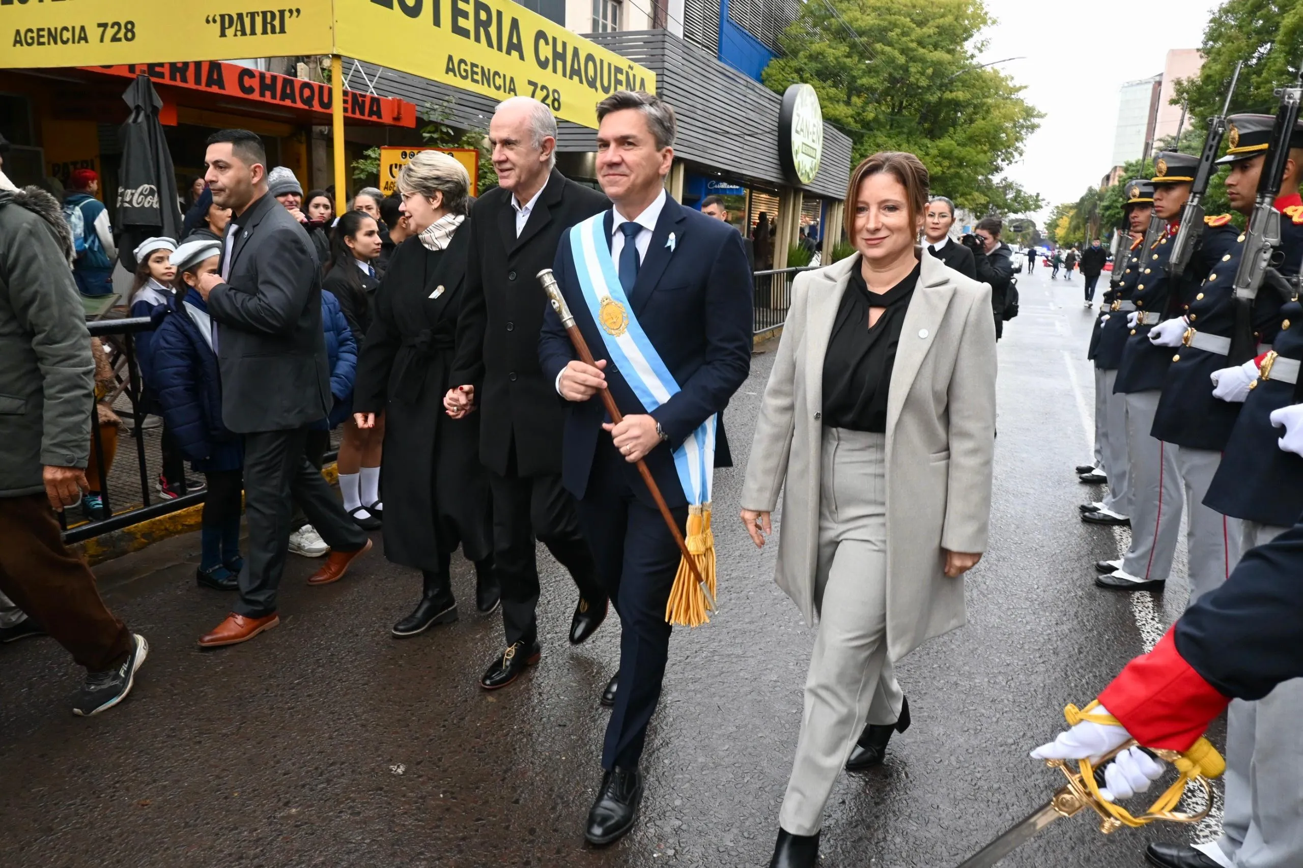 La llovizna no impidió el homenaje a Belgrano, pero reprogramaron la promesa por precaución sanitaria 38 La llovizna no impidió el homenaje a Belgrano, pero reprogramaron la promesa por precaución sanitaria