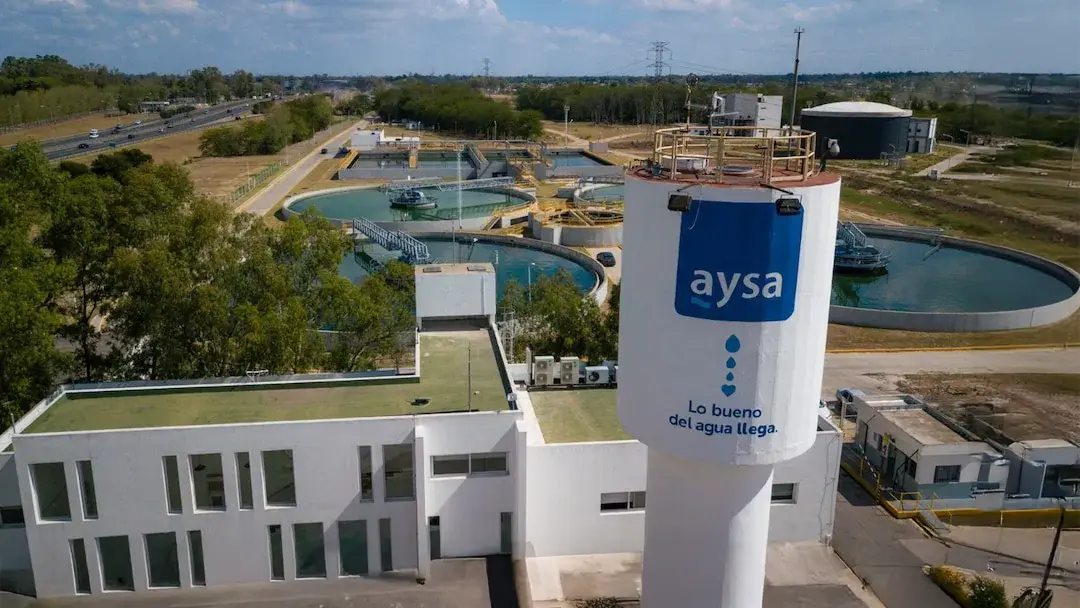 El Gobierno anunció que puso en marcha el proceso para privatizar AySA