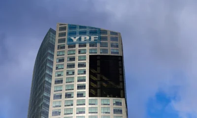 Argentina logró una suspensión temporal en la causa YPF y evita por ahora la cesión de acciones