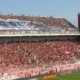 Oficial: vuelven los visitantes al fútbol argentino