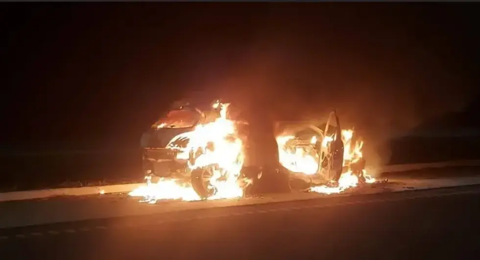 Ruta 16: se prendió fuego el auto de un gendarme, quien logró escapar a tiempo