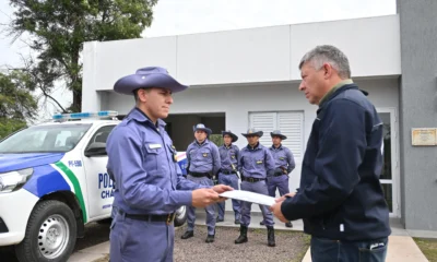 La Provincia entregó una camioneta al destacamento de Quitilipi en el marco del plan territorial