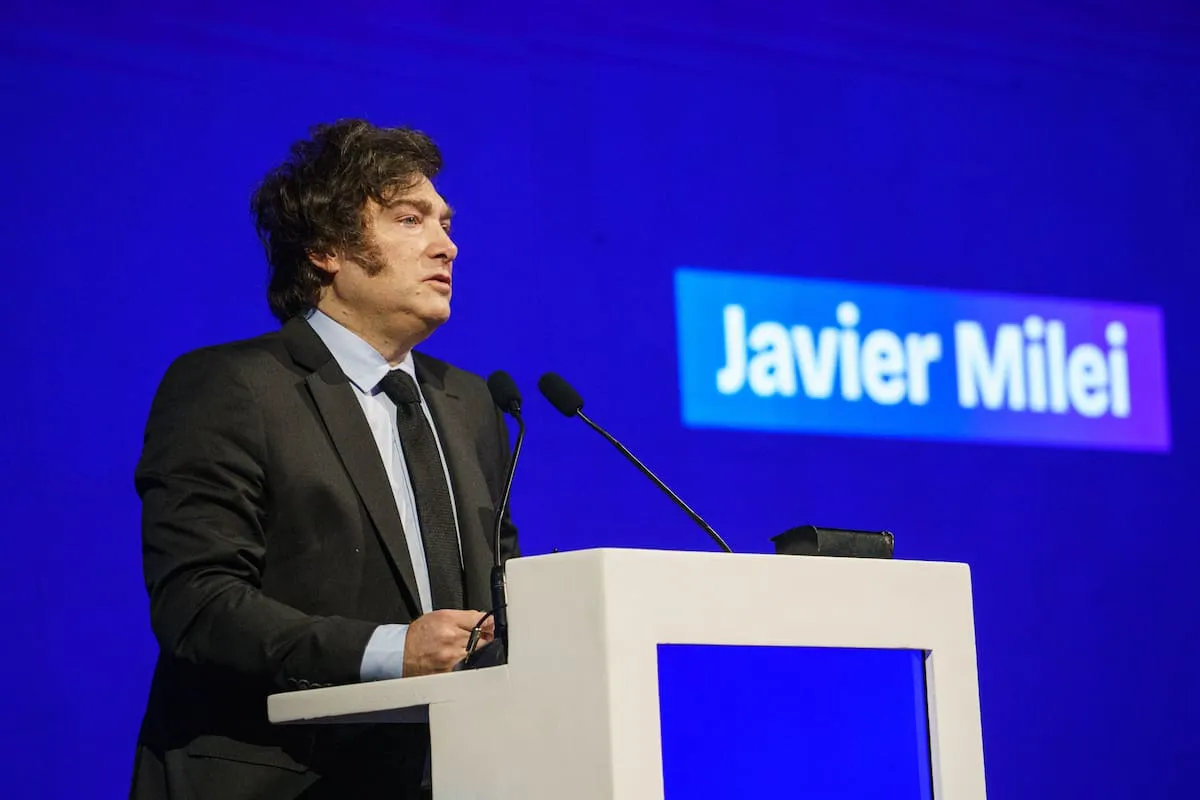 El presidente Milei volvió a amenazar con retirar a la Argentina del Mercosur