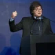 Milei confirmó que vetará el aumento a los jubilados y advirtió que irá a la Justicia si el Congreso no lo apoya 47 Milei confirmó que vetará el aumento a los jubilados y advirtió que irá a la Justicia si el Congreso no lo apoya