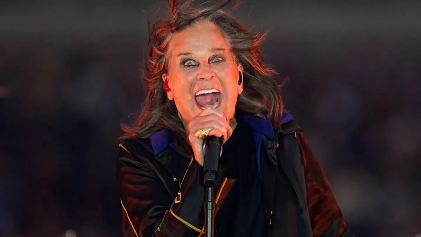 Murió a los 76 años Ozzy Osbourne, el cantante de la banda de heavy metal Black Sabbath 36 Murió a los 76 años Ozzy Osbourne, el cantante de la banda de heavy metal Black Sabbath