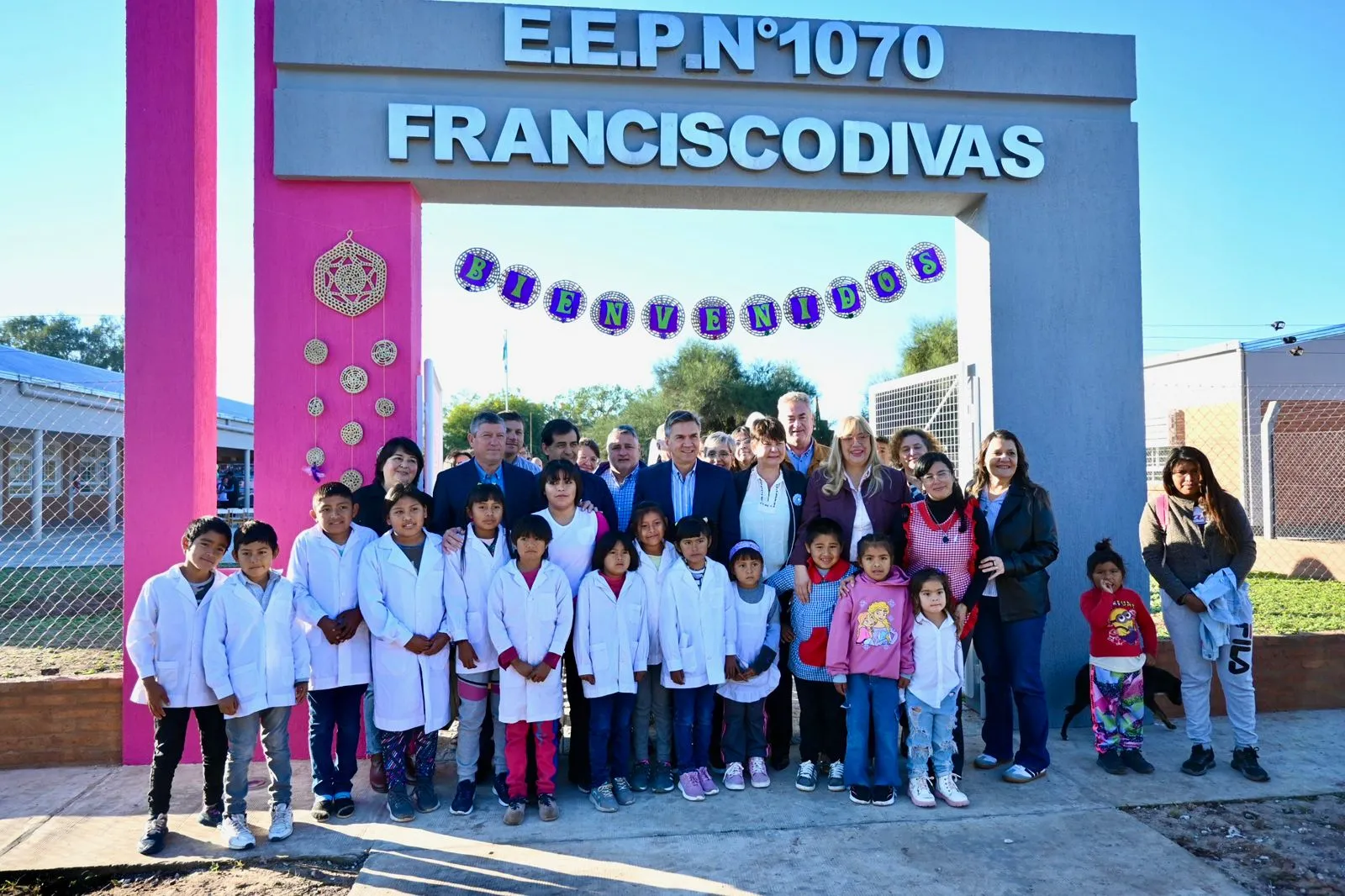 Zdero inauguró la EEP N°1070 y activó Starlink en 11 escuelas de El Espinillo 36 Zdero inauguró la EEP N°1070 y activó Starlink en 11 escuelas de El Espinillo