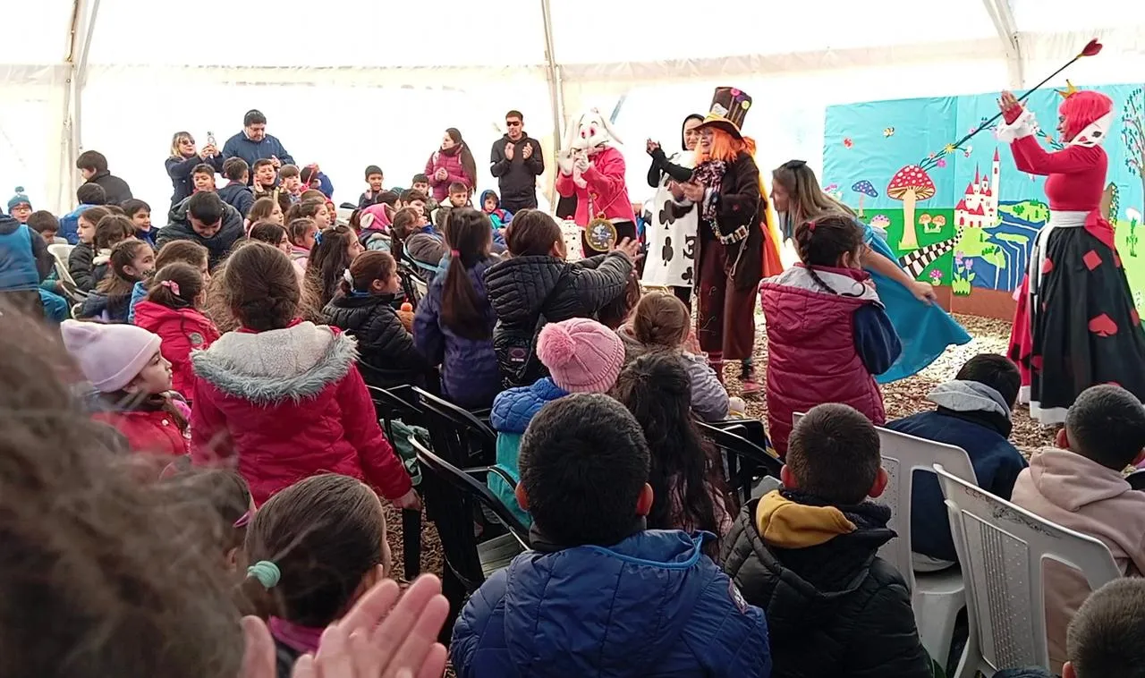 La Feria del Libro acercó a los chicos a la lectura con talleres, narraciones y espectáculos gratuitos