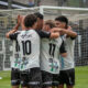 For Ever ganó a domicilio, sigue escalando e ilusiona a los hinchas