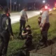Rescataron a un perro que cayó en una alcantarilla sobre la colectora de la Ruta 16