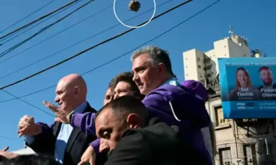 Atacaron con piedras a la caravana de Milei en Lomas de Zamora y debieron evacuar a la comitiva: hay dos detenidos