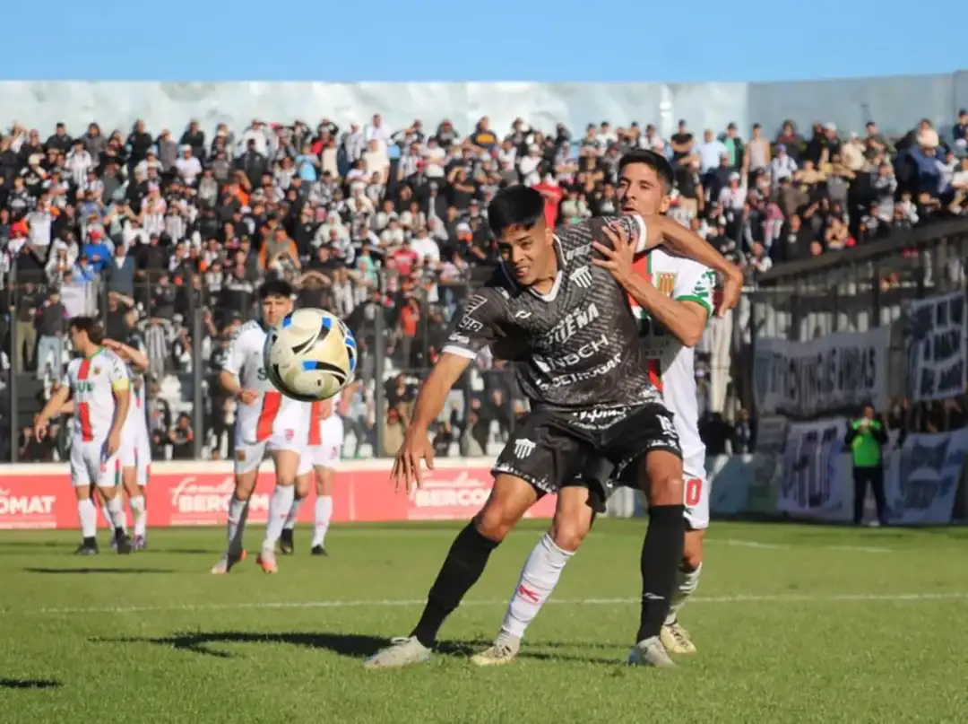 Agónico empate de For Ever de local ante Agropecuario