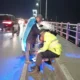 Impidieron que un hombre se arroje del Puente General Belgrano