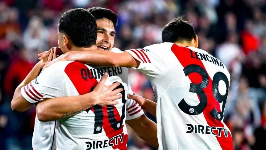 River se impuso ante San Martín y volvió a la cima de la Zona B 36 River se impuso ante San Martín y volvió a la cima de la Zona B