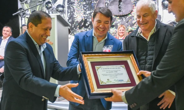 El Gobierno provincial acompañó el 78º aniversario de Pampa del Indio y anunció obras clave para la localidad