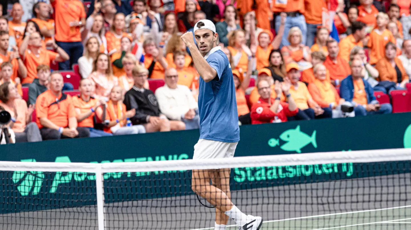 Cerúndolo ganó el segundo partido y Argentina quedó a una victoria de lograr la clasificación en la Copa Davis 36 Cerúndolo ganó el segundo partido y Argentina quedó a una victoria de lograr la clasificación en la Copa Davis