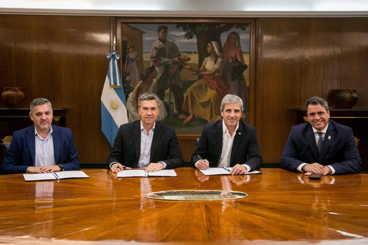 Nación trasferirá a la provincia del Chaco $40.000 millones para cubrir el déficit previsional 36 Nación trasferirá a la provincia del Chaco $40.000 millones para cubrir el déficit previsional