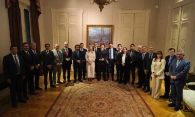 “Ha sido una reunión sumamente positiva”, afirmó Schneider tras el encuentro en Casa Rosada