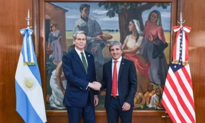 Scott Bessent: “No estamos poniendo dinero en la Argentina, le estamos dando una línea de swap”