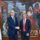 Scott Bessent: “No estamos poniendo dinero en la Argentina, le estamos dando una línea de swap”