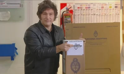 Javier Milei votó y se fue sin dar declaraciones