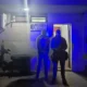Quiso llevarse un aire acondicionado de una escuela en el Barrio Toba y lo detuvieron
