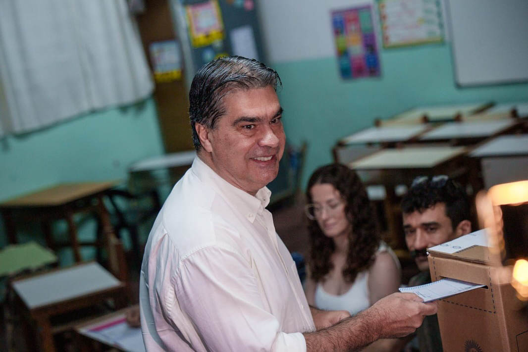 Capitanich: "Que sea una jornada cívica donde la gente manifieste su voluntad popular" 38 Capitanich: "Que sea una jornada cívica donde la gente manifieste su voluntad popular"