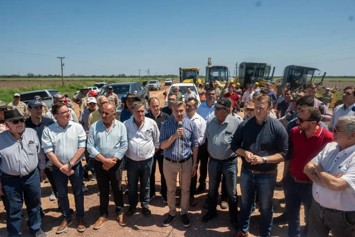 Zdero reactivó la pavimentación de la Ruta Provincial Nº6 38 Zdero reactivó la pavimentación de la Ruta Provincial Nº6