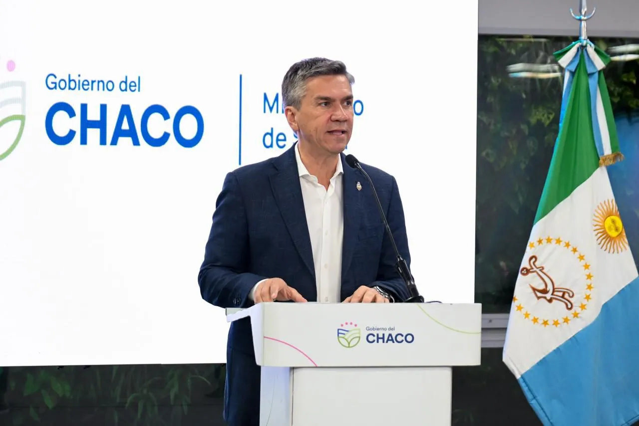 Zdero anunció un programa de regularización y pases a planta para trabajadores de Salud 36 pases a planta