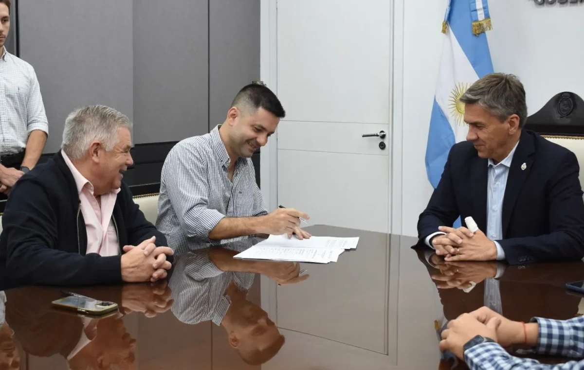 Tras años de abandono: comenzaron los trabajos de saneamiento cloacal e impacto ambiental, en Sáenz Peña 36 Tras años de abandono: comenzaron los trabajos de saneamiento cloacal e impacto ambiental, en Sáenz Peña