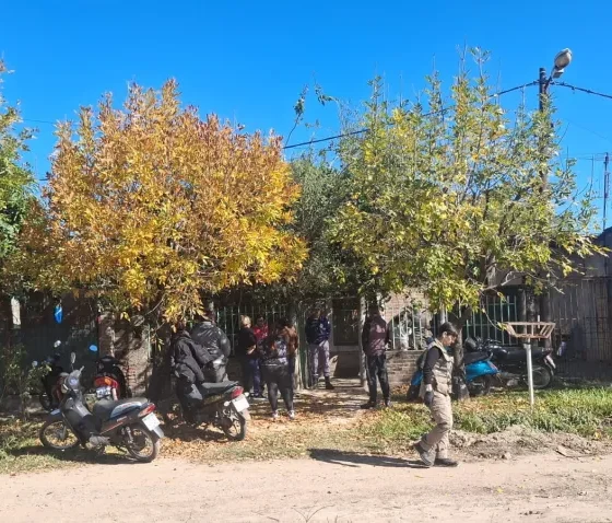 Conmoción en Resistencia: Encuentran el cuerpo de una mujer calcinada en el patio de su casa